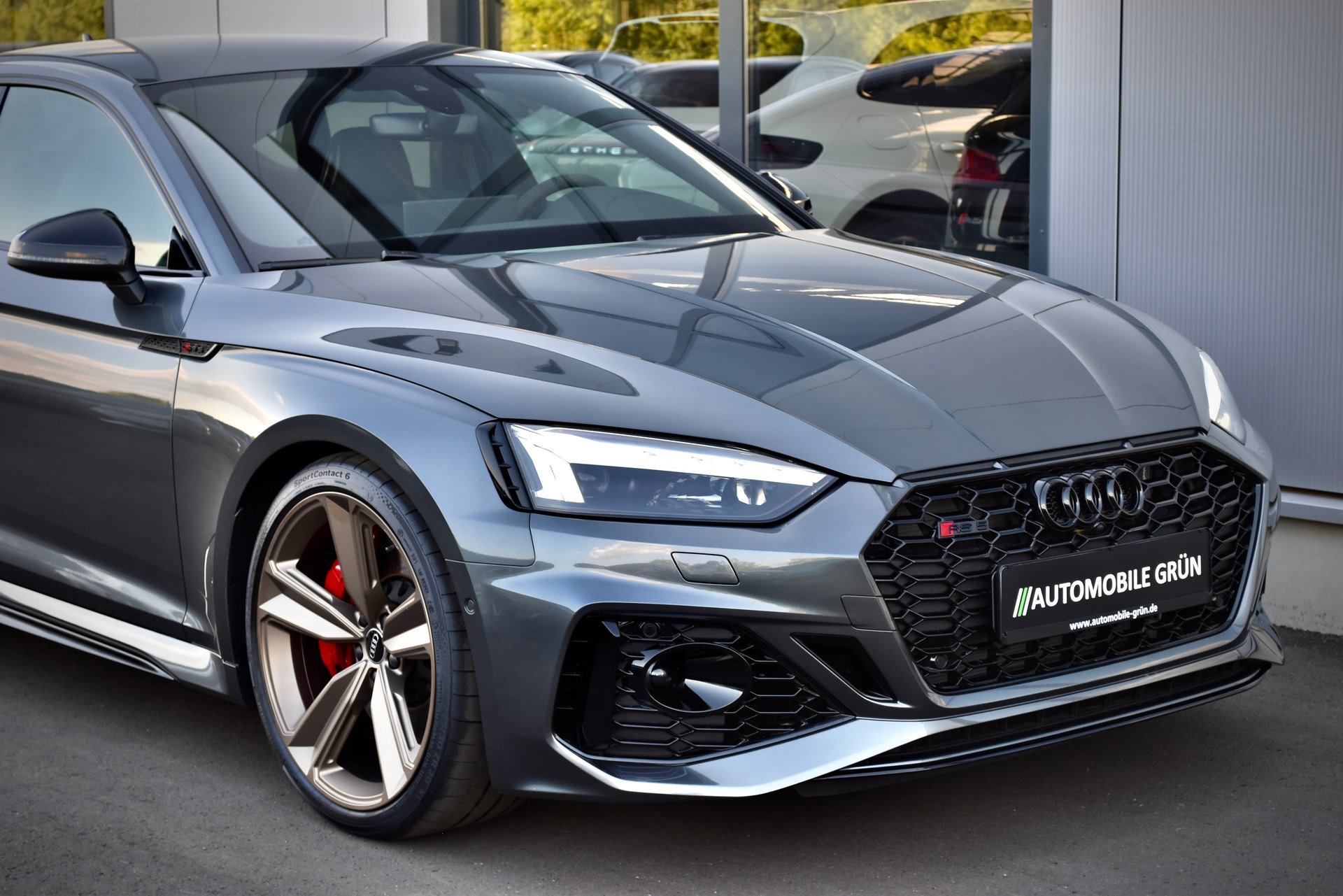 Automobile Grün Referenzbild 5